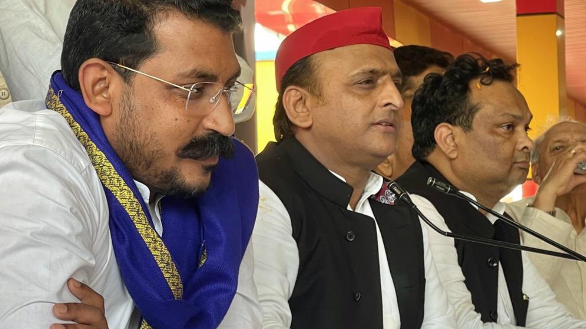 Hate mongering organizations should be banned in the country: Akhilesh Yadav 