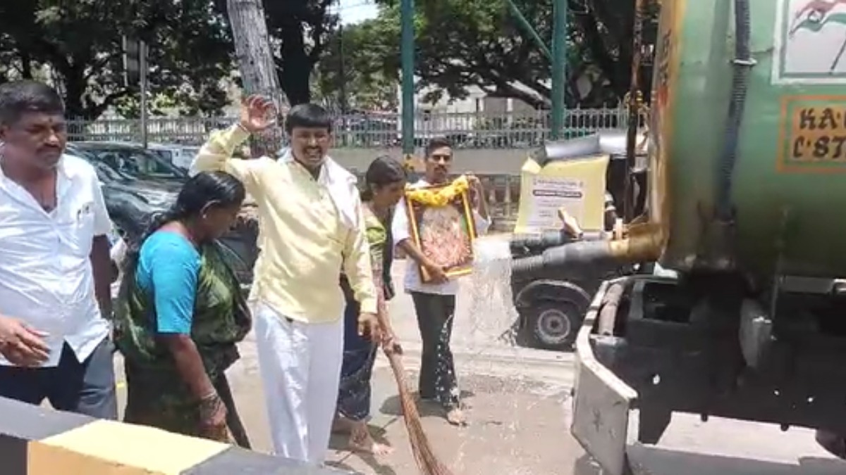 Case Filed Against Congress Workers 