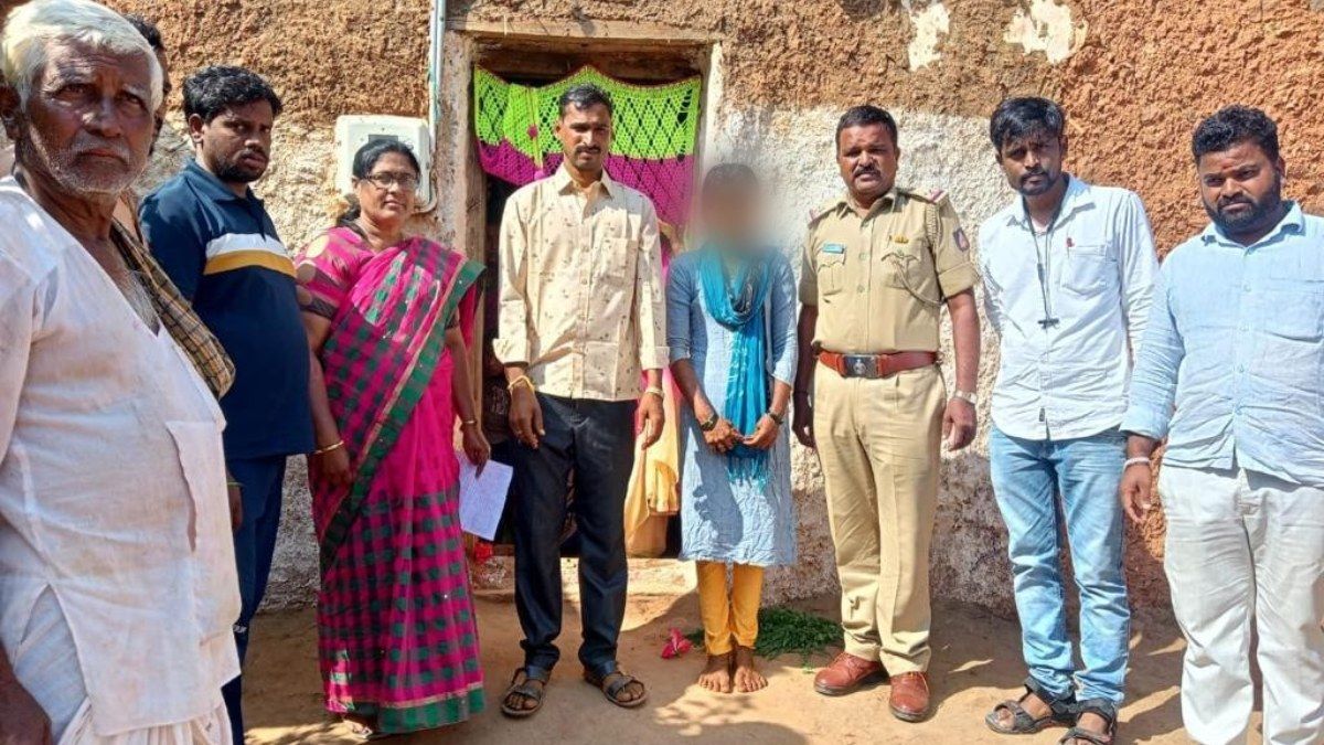 Officials Stop Child Marriage At Kundgol Officials Stop Child Marriage At Kundgol