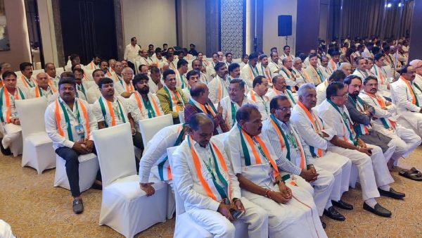 Karnataka CM Decision Will Announced In CLP Meet At Bengaluru 