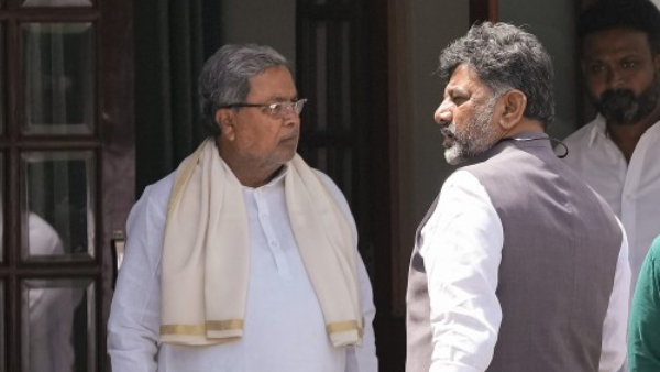 Cabinet Exercise How Many Seats For DK shivakumar And Siddaramaiah Team 