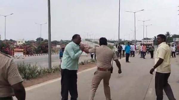 Karnataka Election: Police lathi Charge On Congress Workers In Gadag