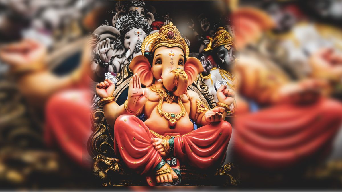 Miscreants vandalized Ganesha idol in Bengaluru- video captured Miscreants vandalized Ganesha idol in Bengaluru- video captured