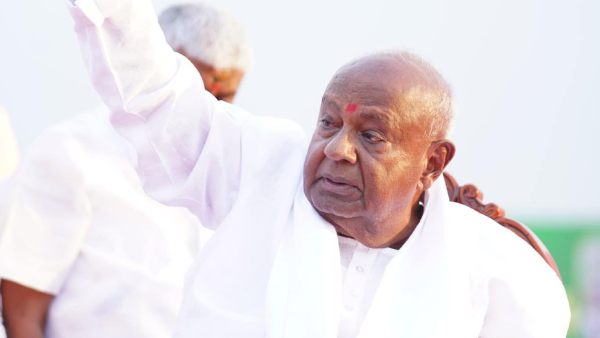 Former PM HD Deve Gowda celebrates 90th birthday HD kumaraswamy wishes