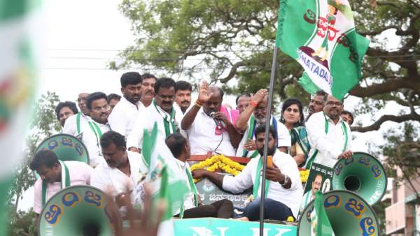 Karnataka Elections: JDS internal survey claims party likely to win 65-70 seats