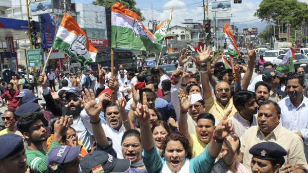 Suvarna News survey: A tough fight between Congress and BJP in Bengaluru assembly constituencies Suvarna News survey: A tough fight between Congress and BJP in Bengaluru assembly constituencies
