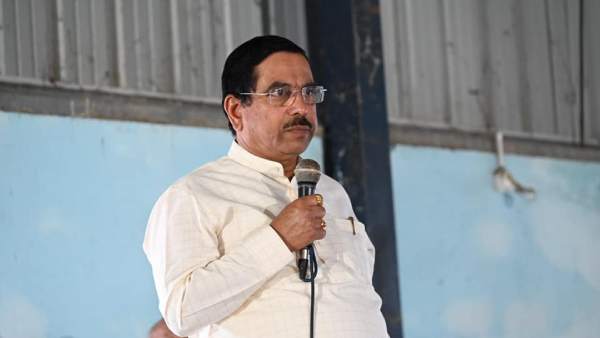 Pralhad Joshi slams opposition over filthy language against Modi