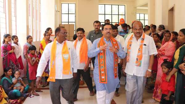 Congress will not make Siddaramaiah CM says Pralhad Joshi 