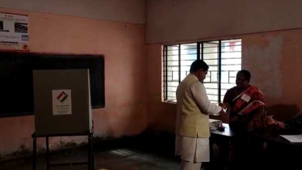 Karnataka Election 2023: Union Minister Pralhad Joshi Voted At Hubballi