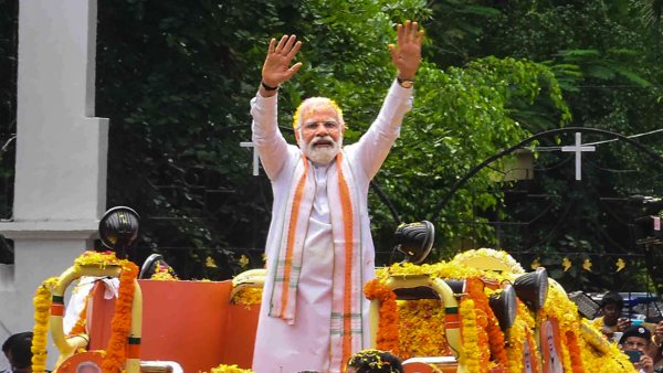 Narendra Modi Road Show In Bengaluru BJP Bagged 16 Seats