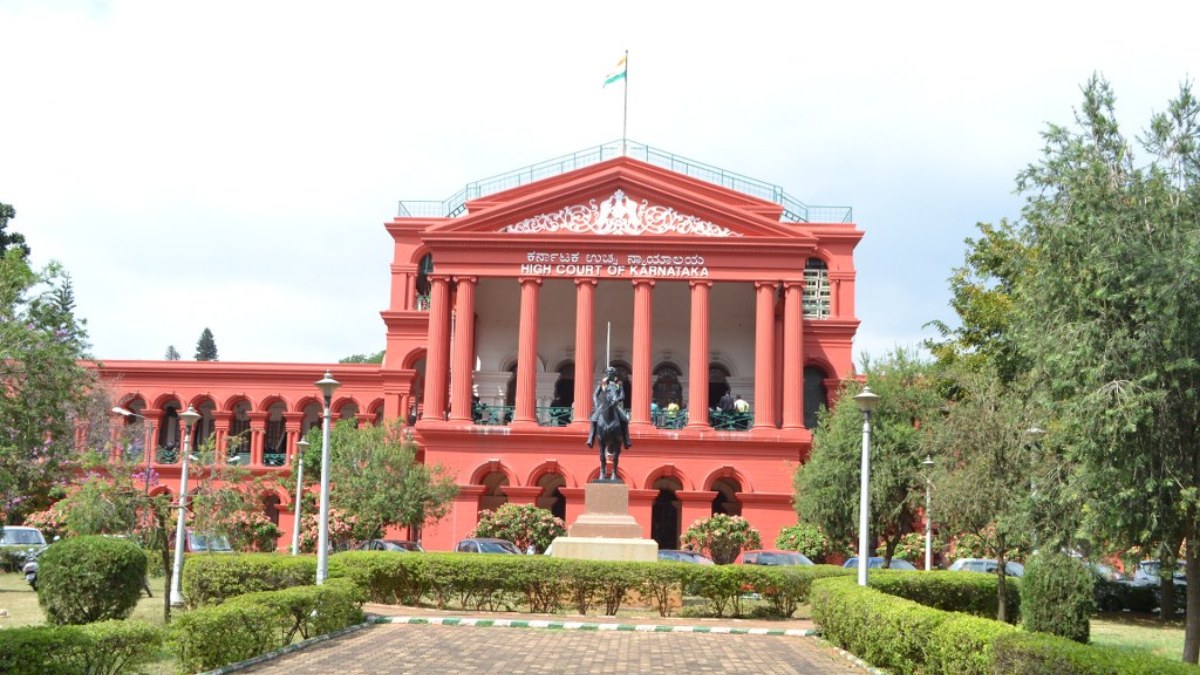 No Toilet For Girl Students Shame On The Part Of Govt HC No Toilet For Girl Students Shame On The Part Of Govt HC