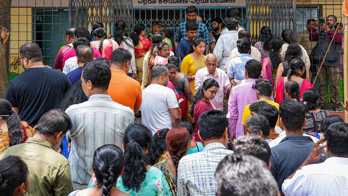 Karnataka Election 2023 How many Voters Turnout in Bengaluru 