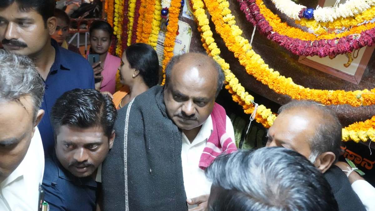 Kumaraswamy says Innocents are being exploited by Bajrang Dal, will its ban solve the problem? 