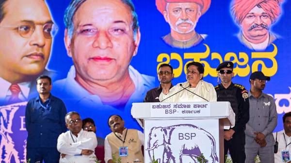 Akhilesh Yadav, Mayawati to campaign in Karnataka