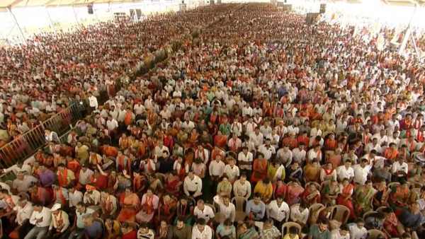 Congress is enemy of peace, enemy of development - Modi sparks in Mangaluru