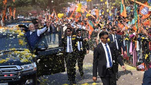 Traffic Worries For Neet Candidates Narendra Modi Road Show Again Changed In Bengaluru 