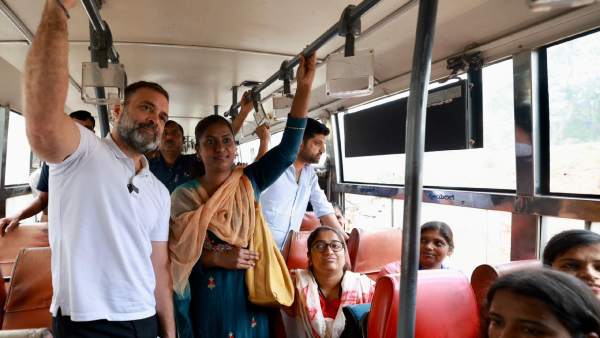 Rahul Gandhi Spotted Travelling in BMTC Bus, Interaction With People At Bengaluru Cafe