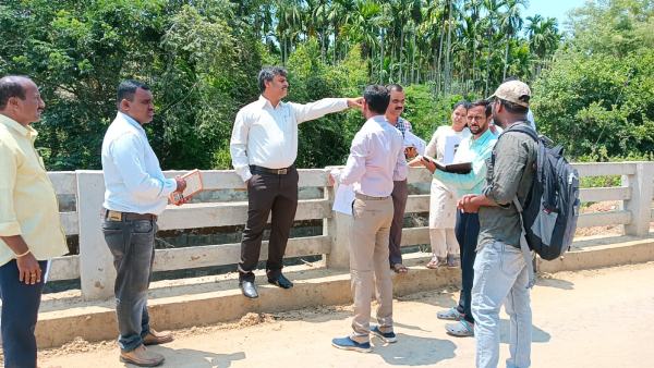 DC Of Shvamogga Visits Places