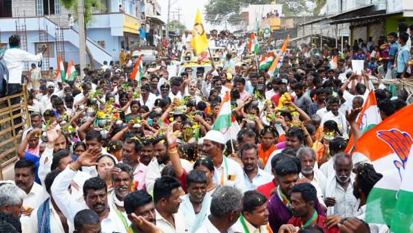PM Modis road show in Bengaluru: NEET students are also in trouble - Siddaramaiahs tweet