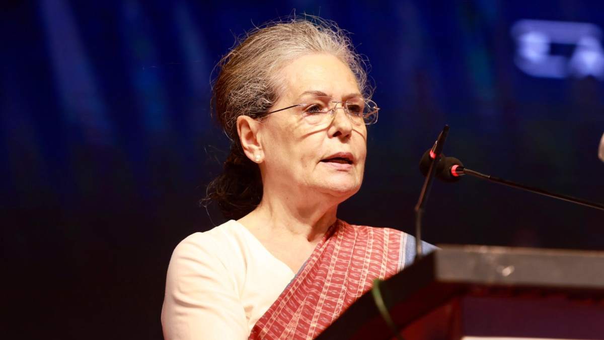Congress will benefit from Sonia Gandhis campaign for Karnataka assembly elections 