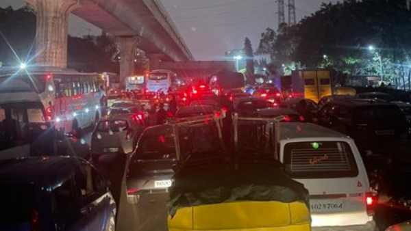 PM Narendra Modis Roadshow in Bengaluru: Tropic Difficulty - Profit or Loss for BJP?