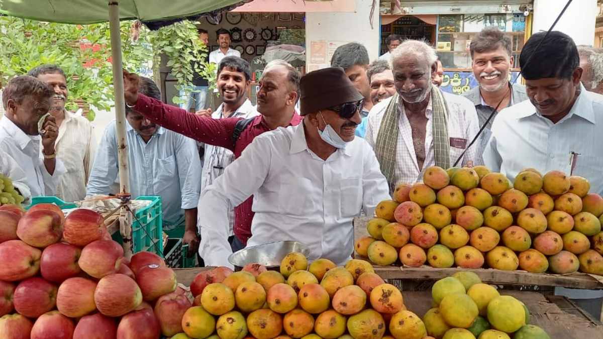 Vatal Nagaraj Different Election Campaign In Chamarajanagar