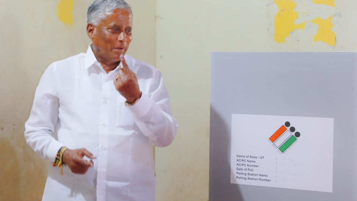 Siddaramaiah vs Somanna