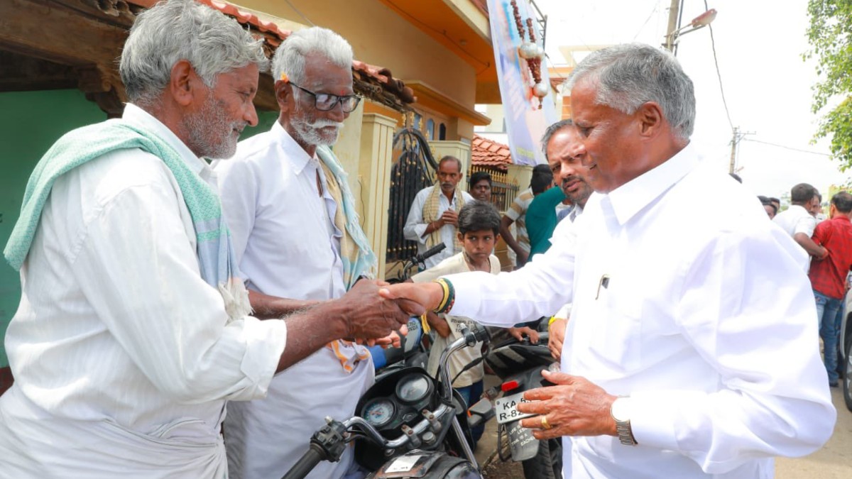 Siddaramaiah vs Somanna