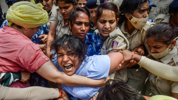 permission denied to Wrestlers protest at Jantar Mantar 