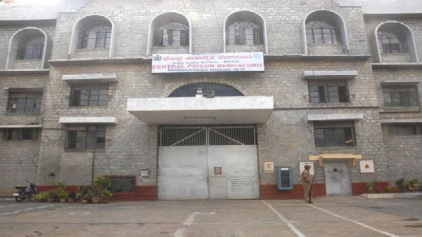 Royal Treatment In Jail Shashikala Moves HC For Quashing Of Case
