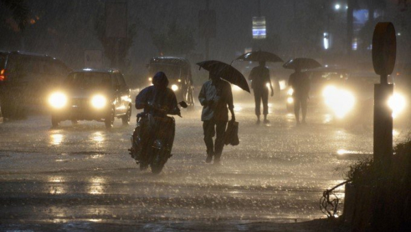 Bengaluru Has Receive Light Rain on Monday, Rain Will Continued Till June 23rd in The City
