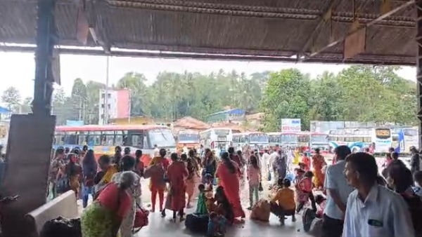 Free bus Effect: Women Devotees Rush To Temples