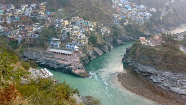 Attention Char Dham pilgrims: Be careful before leaving your clothes in the rivers!