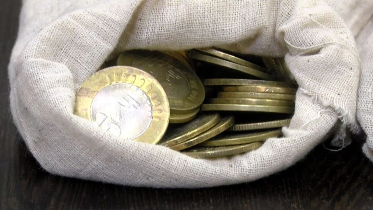 Rs 5 Crore Worth Of Rs 10 Coins Have Been Collected In A Bank In Uttara Kannada District Rs 5 Crore Worth Of Rs 10 Coins Have Been Collected In A Bank In Uttara Kannada District