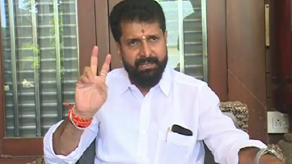 Deposit money to BPL card holders account says ct ravi to Siddaramaiah