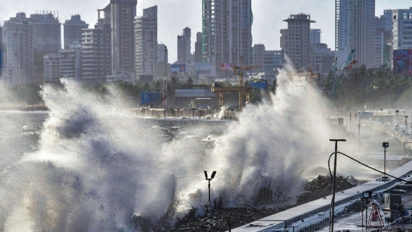 Cyclone Biparjoy Landfall