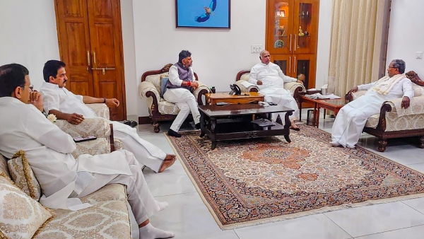 Congress high-command Makes DK Shivakumar In-Charge for Upcoming Telangana assembly Election