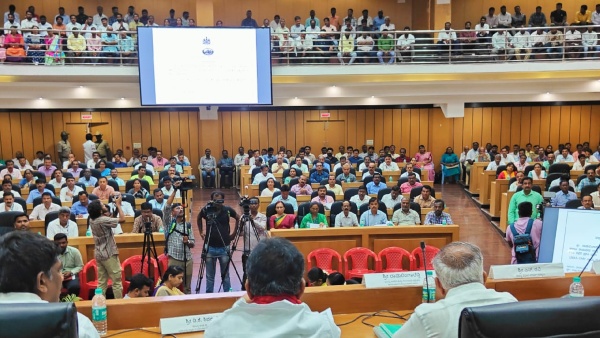 Dont bribe anyone. Dont take bribes DK Shivakumar Dont bribe anyone. Dont take bribes DK Shivakumar