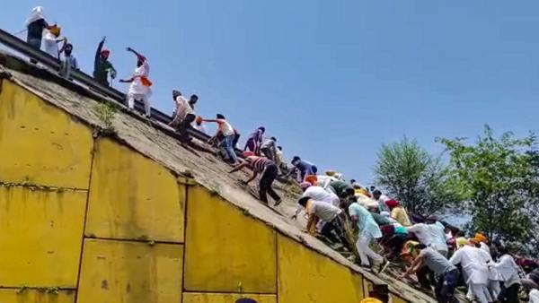 Farmers Protest: BJP shows once again anti-farmer face says congress 