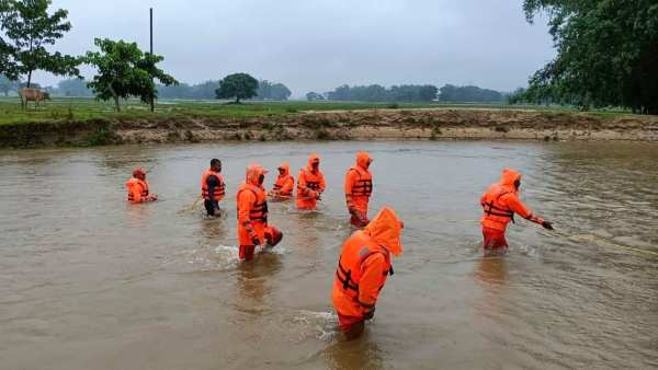 Floods in 10 districts of Assam