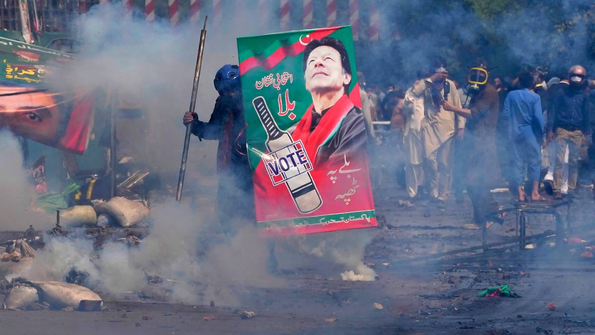 Imran Khan supporter Mahmood Qureshi released from Rawalpindi prison 