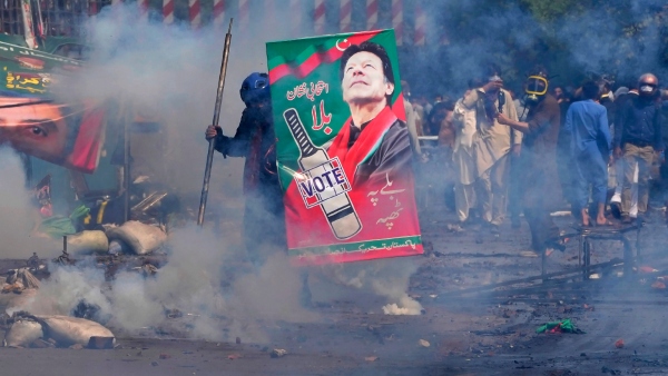 Imran Khan gets summons