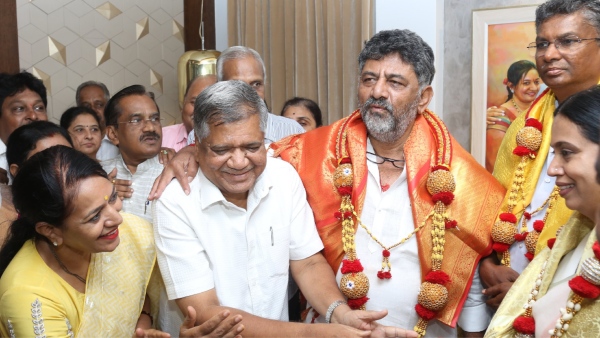 Karnataka Politics: Congress leader MP Patil Thanked BJPs BL Santosh: Know the reason