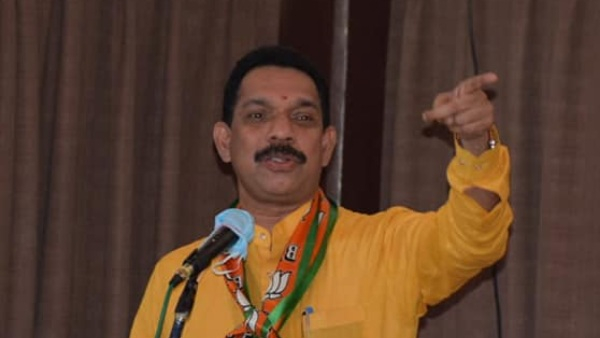 Why did congress call Karnataka BJP President Nalin Kumar Kateel As comedian?