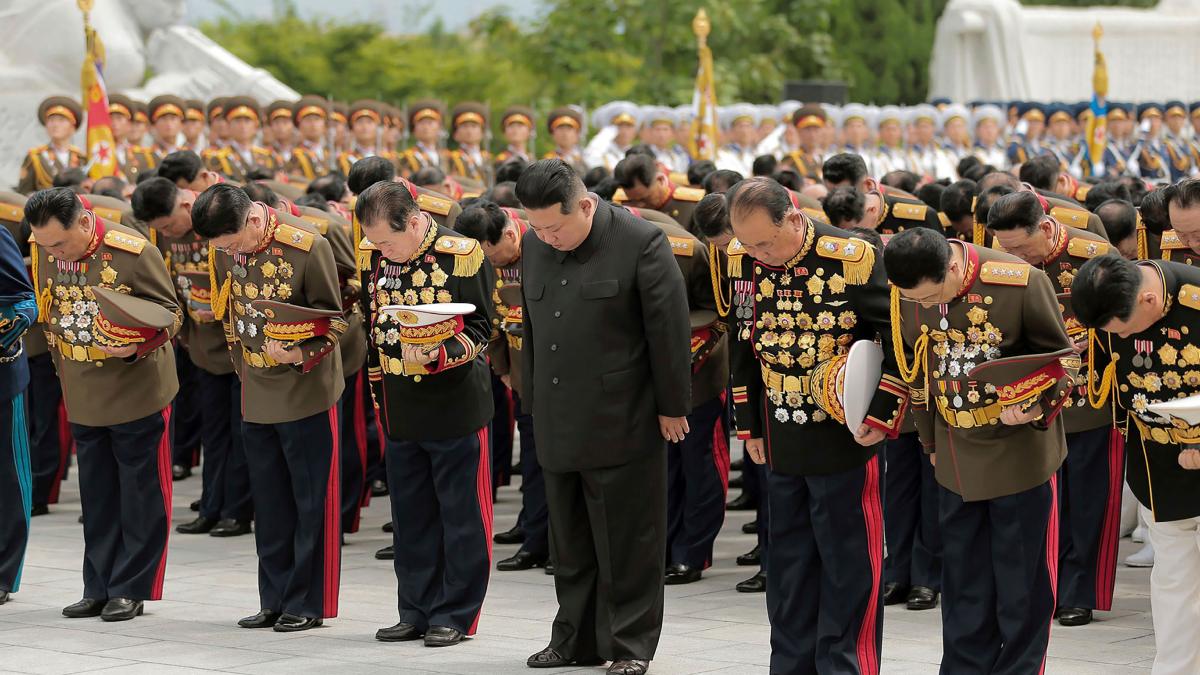 Kim Jong Un passed strong rules against suicide 