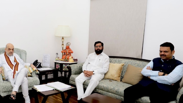 Eknath Shinde more popular CM than Devendra Fadnavis: Shiv Sena ad embarrasses BJP Eknath Shinde more popular CM than Devendra Fadnavis: Shiv Sena ad embarrasses BJP