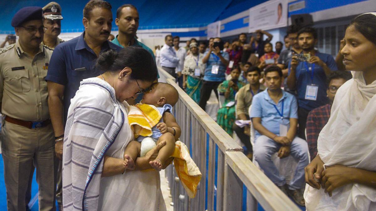 Mamata Banerjee issued appointment letters to Odisha train accident victims kin Mamata Banerjee issued appointment letters to Odisha train accident victims kin