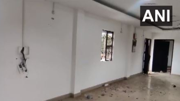 A mob vandalized the BJP office in Thongju, Manipur 