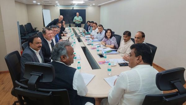 MB Patil Request Congress Govt to Set up Helpline