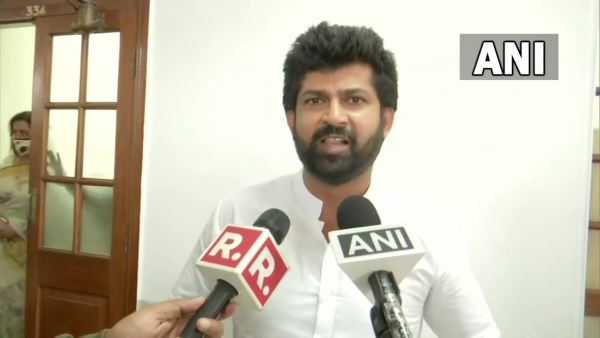  BJP Senior Leaders Allegedly Join Hands with CM Siddaramaiah: MP Pratap Simha